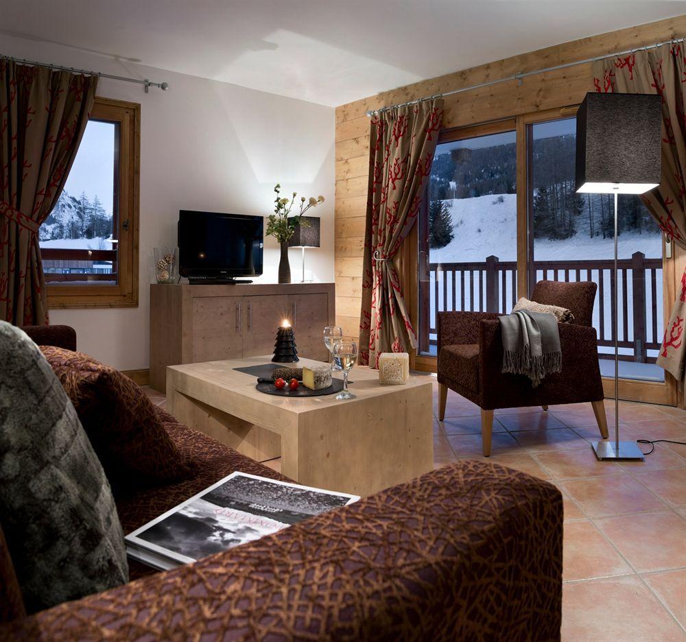 Residence Cgh Kalinda Les Boisses ภายนอก รูปภาพ